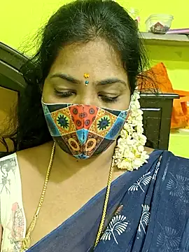 Tamil_Mithra webcam