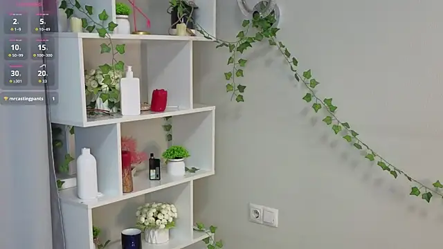 suzannehowse - SuzanneHowse's free webcam - UK Sex Cams