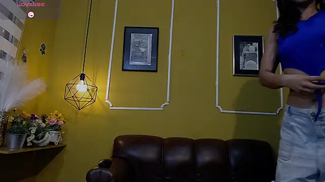 americamillan_ds - AmericaMillan_ds's free webcam - UK Sex Cams