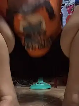 july-lovee - July-lovee's free webcam - UK Sex Cams