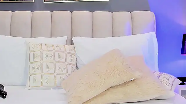 vaniarouse - VaniaRouse's free webcam - UK Sex Cams