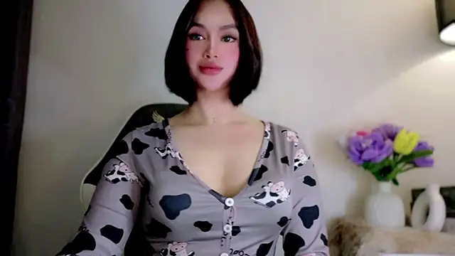 Anna_HollyDoll webcam