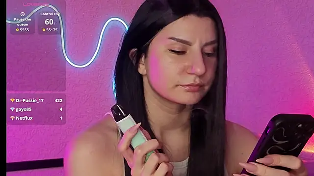 valeryalfie - ValeryAlfie's free webcam - UK Sex Cams