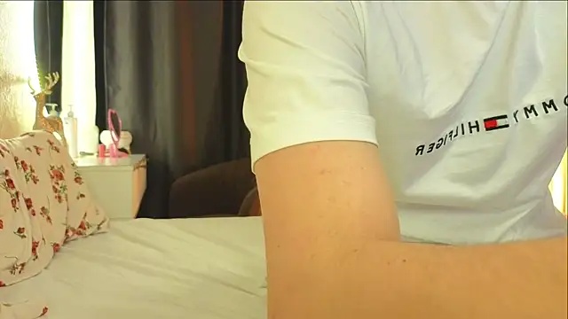 DenisSofiaa live sex cam