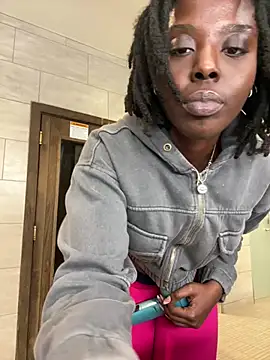 choclatepeaach - Choclatepeaach's free webcam - UK Sex Cams