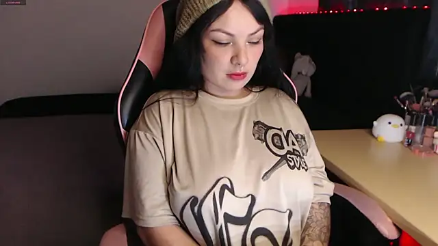 theprojectsaraa - Theprojectsaraa's free webcam - UK Sex Cams