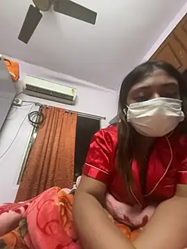 Yourhornynightmare webcam