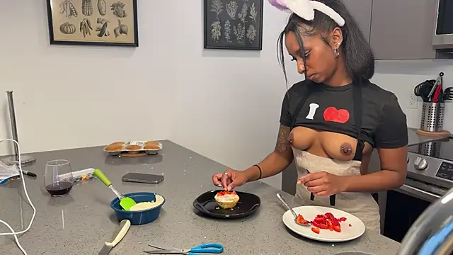 your_paris - Your_Paris's free webcam - UK Sex Cams