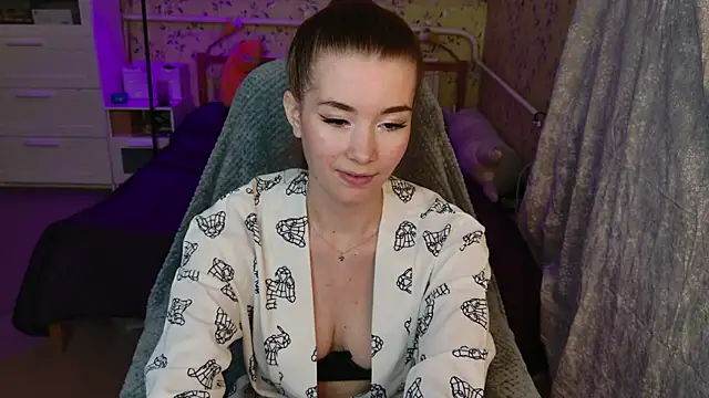 lunavira - Lunavira's free webcam - UK Sex Cams