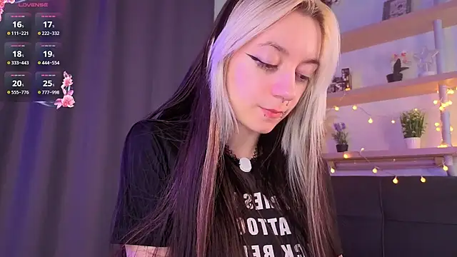 TristaRoht - Live Cam