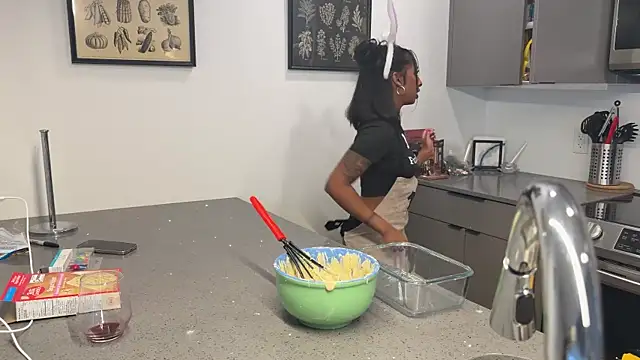 Your_Paris live sex cam