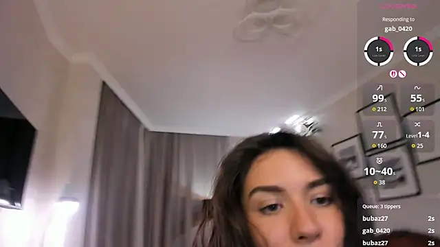 nicoleluv - NicoleLuv's free webcam - UK Sex Cams