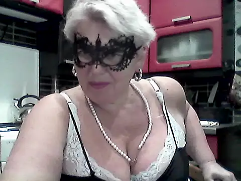 Lisa_Suzie webcam