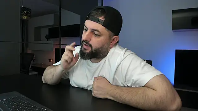 dravenpeak - DravenPeak's free webcam - UK Sex Cams