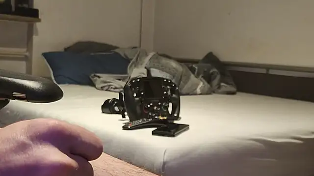 Alphapimmelchen live sex cam