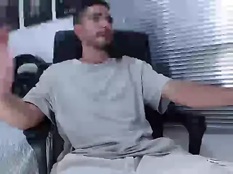 kratoswolf - Kratoswolf's free webcam - UK Sex Cams