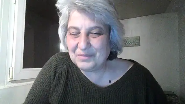 ExquisiteMature - Live Cam