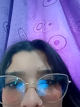 avalustyy - Avalustyy's free webcam - UK Sex Cams