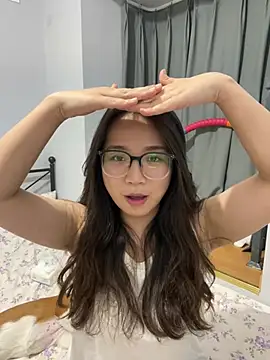 美女Hmm_0303在线直播