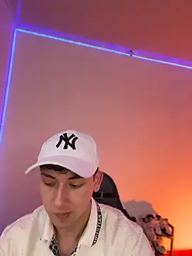 oliver_kyy (M twink) - HAPPY AND BLESSED EASTER, LETS PLAT