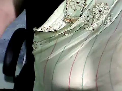 babita_kumarii - BABITA_KUMARII's free webcam - UK Sex Cams