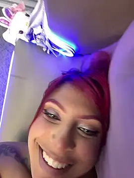 giaredd - GiaRedd's free webcam - UK Sex Cams