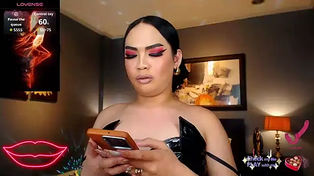 FridaHumphrey webcam