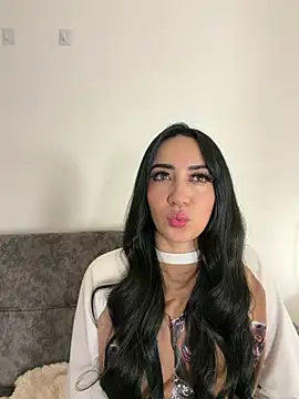 emmyevans1 - EmmyEvans1's free webcam - UK Sex Cams