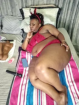 ThickianaRider live sex cam