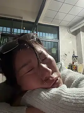 liqinqin-5201 - Liqinqin-5201's free webcam - UK Sex Cams