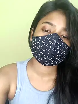 Webcam Model (trinasa)  is live.Free join now!