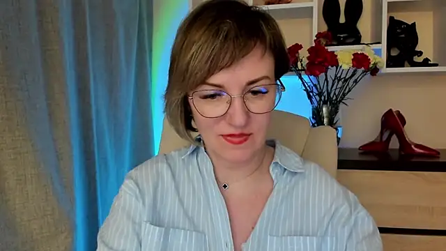 feliziadesire - FeliziaDesire's free webcam - UK Sex Cams