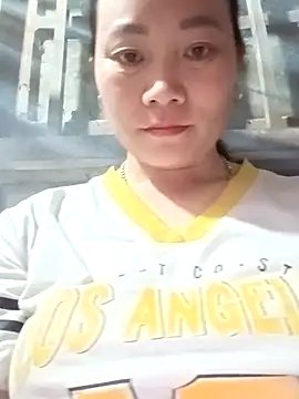 lindxx-hot - Lindxx-hot's free webcam - UK Sex Cams