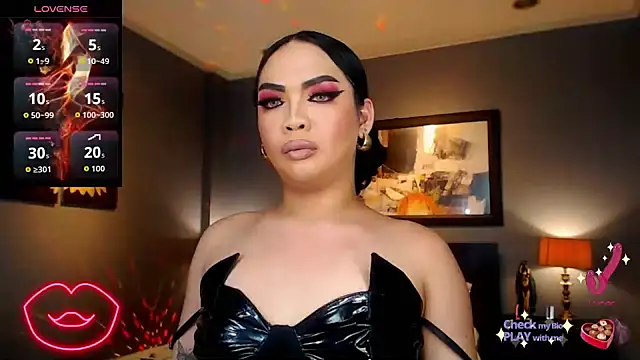 fridahumphrey - FridaHumphrey's free webcam - UK Sex Cams