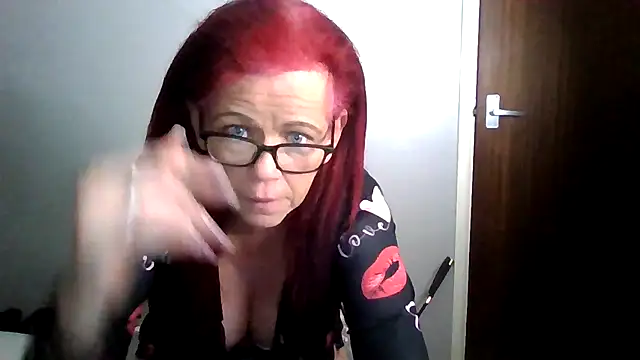 forbidden-irish-x - Forbidden-Irish-x's free webcam - UK Sex Cams