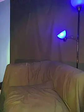 Webcam Model (CoCoGoddess_)  is live.Free join now!