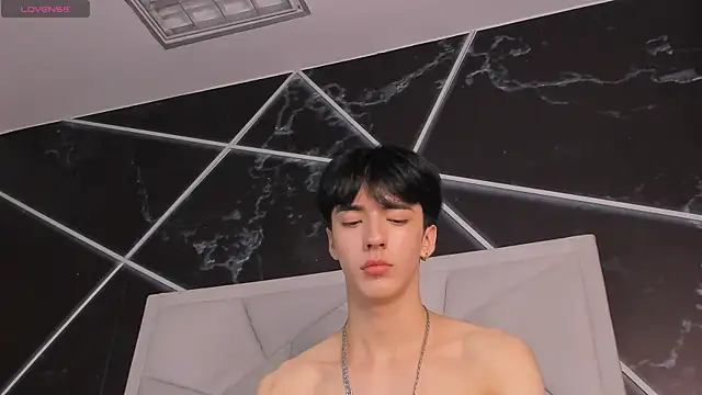 aerumchae (M twink) - show dick