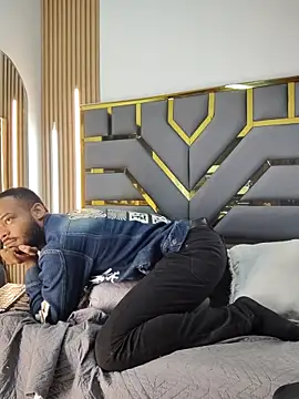 Oliver_bigblack_cock webcam