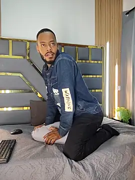 Oliver_bigblack_cock webcam