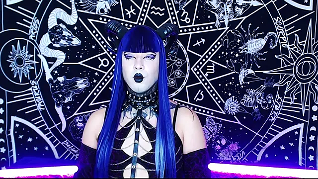 naomi_satan live sex cam