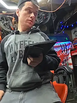 twistafatpipe webcam