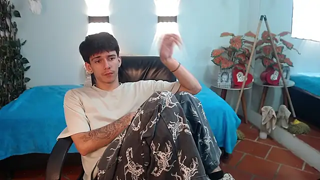 AmethystShadow17 webcam