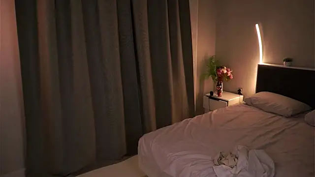 BreannaBetesh webcam