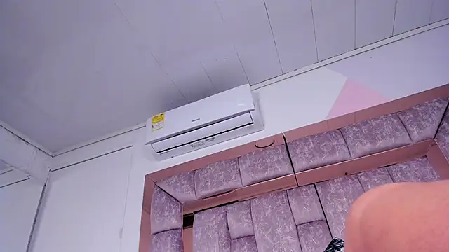 dulce_lyraa1 - Dulce_lyraa1's free webcam - UK Sex Cams