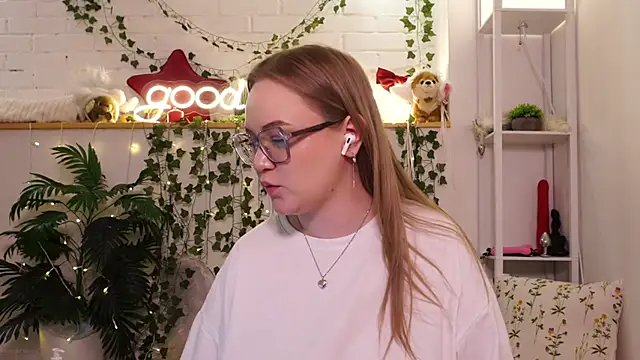 monicaasis - MonicaAsis's free webcam - UK Sex Cams