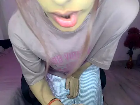 its_siya_ - Its_siya_'s free webcam - UK Sex Cams