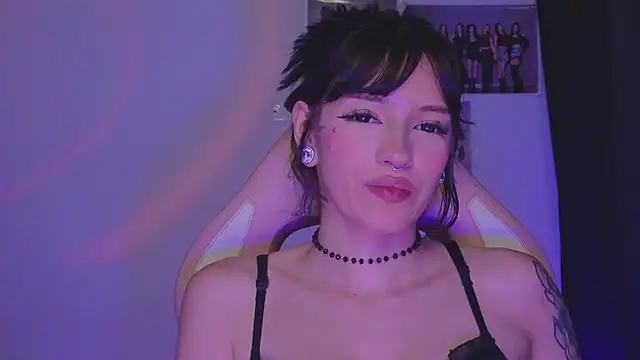 Moonlightt_21 webcam