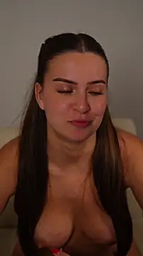 juliakhaleesii from StripChat is Freechat