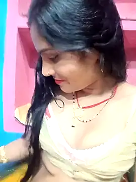 Webcam Model (Rt_kinjal)  is live.Free join now!