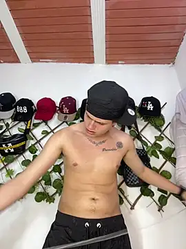 Themasterhades_777 webcam